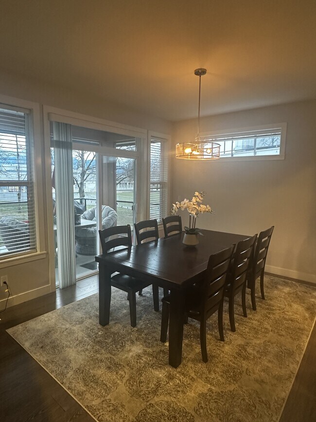 Photo - 8418 Midtown Wy