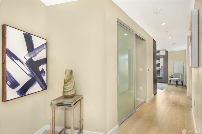 Photo - 1Bd/1Ba Seattle Condo Unit 512