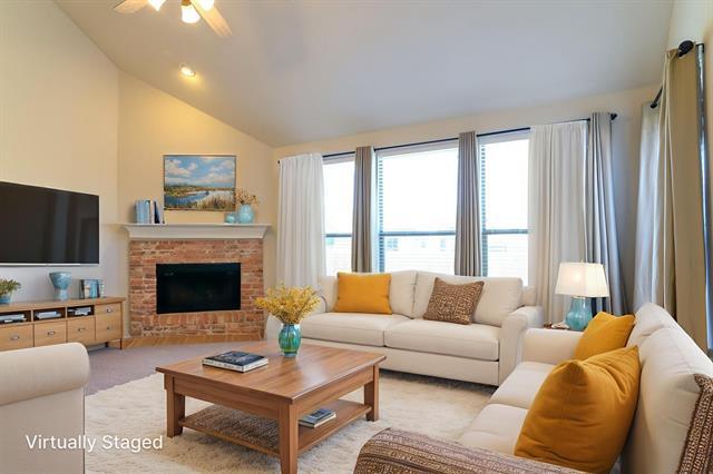 Photo - 423 Rainforest Ct