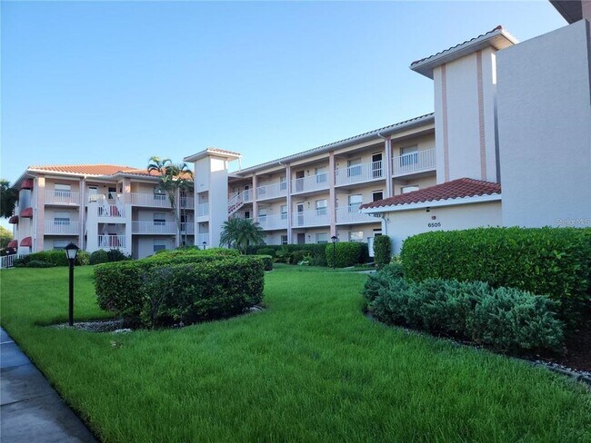 Photo - 6505 Stone River Rd Unit 203