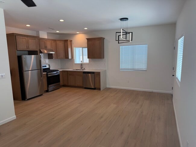 Photo - 4621 E Mountain View Dr