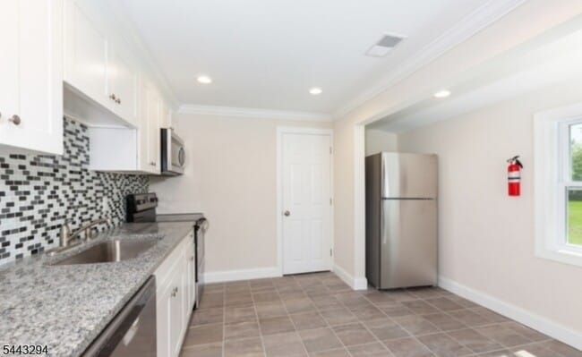Photo - 56 Hance St