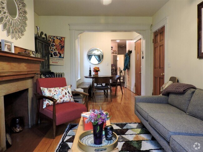 Building Photo - 346 Harvard St Unit 1 Rental