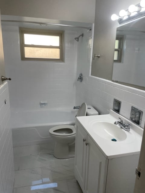 Photo - 2664 Vera Ave