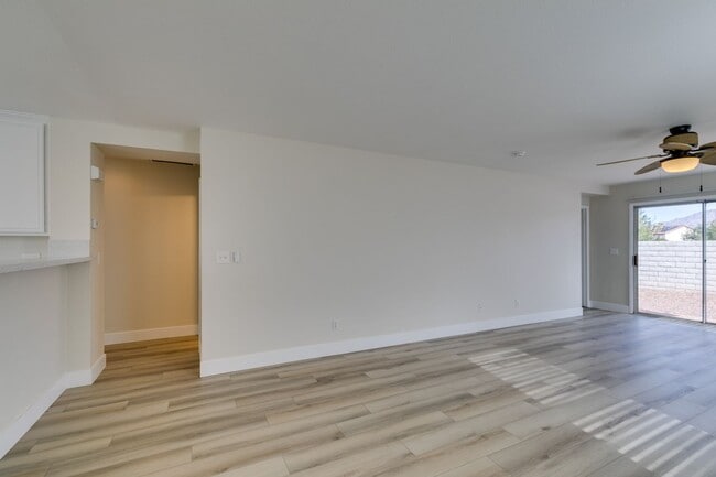 Photo - Upgraded charming 3Bd/ 2BTH in Centennial Hills