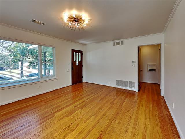 Photo - 2102 Elmwood Blvd