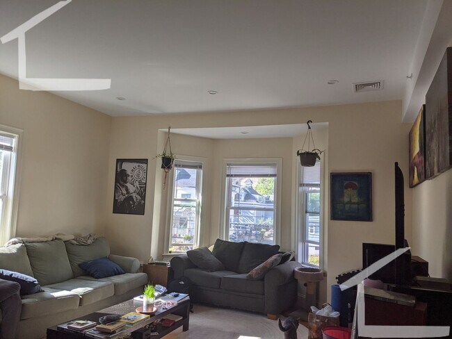 Photo - 17 Sparhawk St