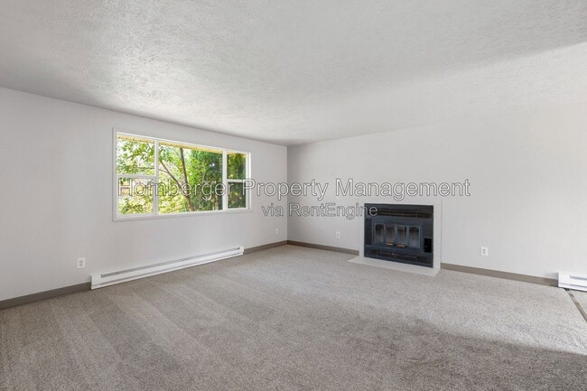 Photo - 1721 N Glenn Rd