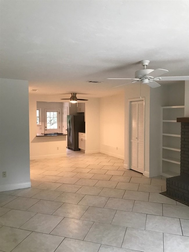 Photo - 1502 Pullen Rd