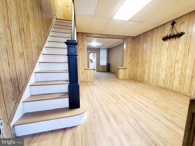 Photo - 2729 Ashland Ave