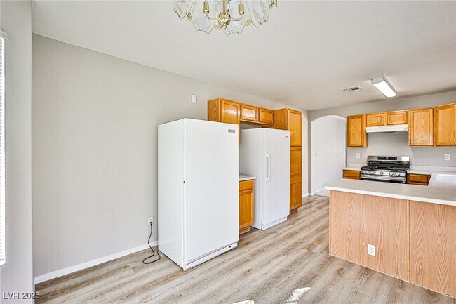 Photo - 1070 Canoga Peak Ave