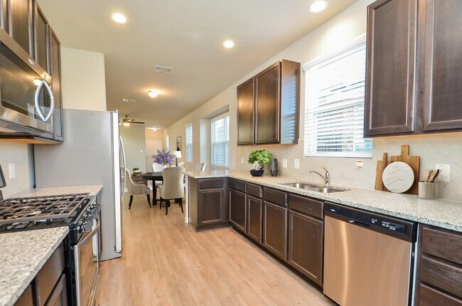 Photo - 3606 Giorgio Pastel Pl