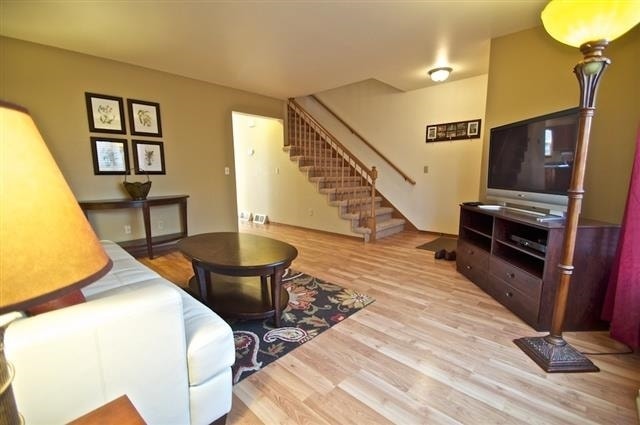 Photo - 7154 McKee Rd