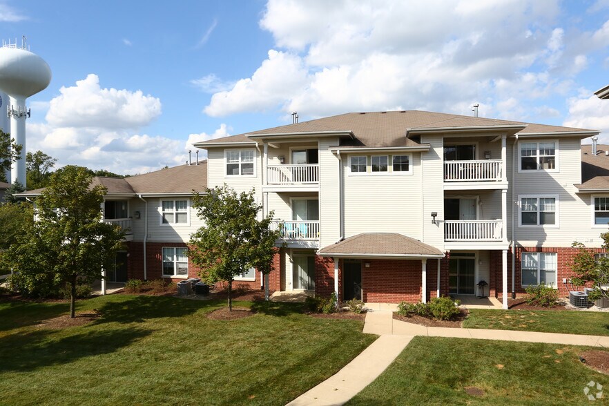Thornberry Woods Apartment Homes For Rent in Naperville, IL