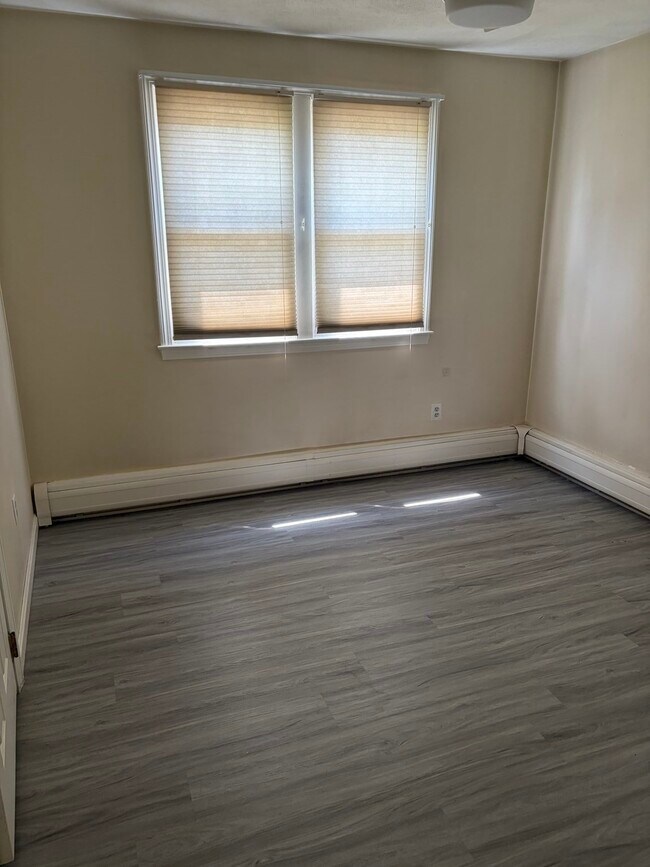 Photo - 126 Waltham St
