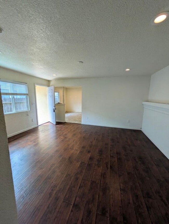 Building Photo - 5905-07 CLOVER MANOR WAY Unit 5907 CLOVER