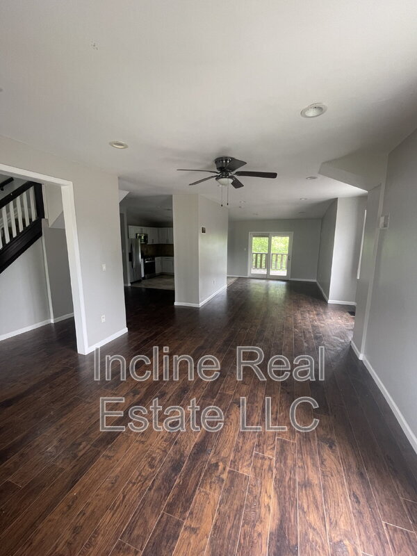 Photo - 20 1st St