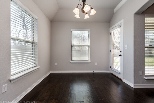 Photo - ***1001 Gardenia Street***