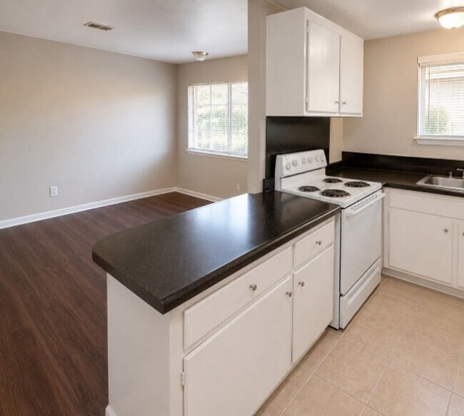 Photo - Shanti Apartments