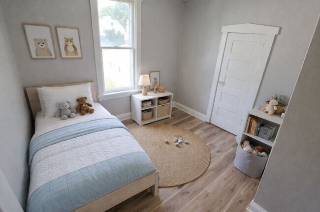 Photo - 2-Bed 1-Bath House for Rent!