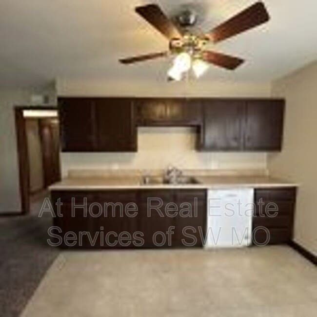 Photo - 3340 E Portland St Unit B