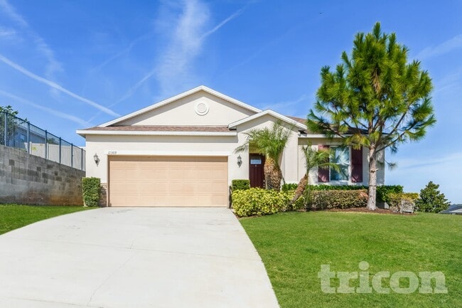 Building Photo - 15320 Scorpio St