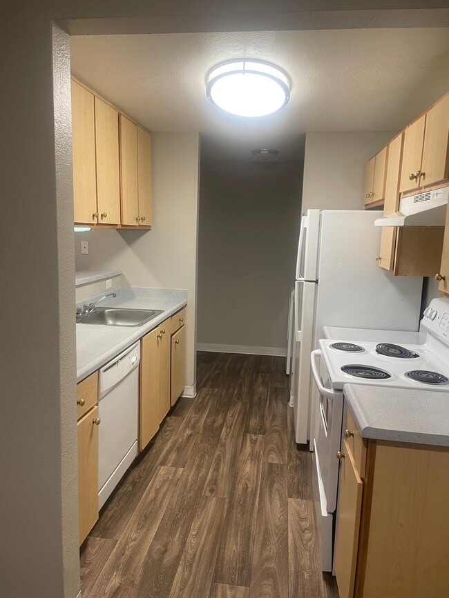 Photo - Powell Court