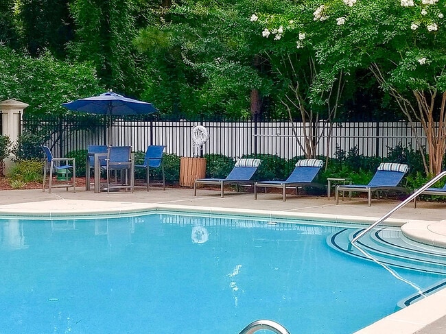 Poolside Sundeck - Lake St. James