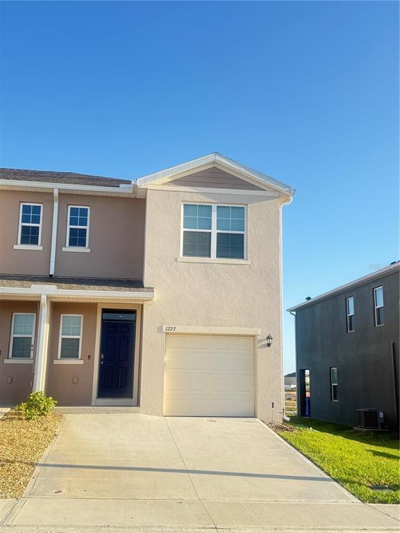 Building Photo - 1727 Wooden St