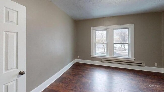 Photo - 118 Ridgeway Ave