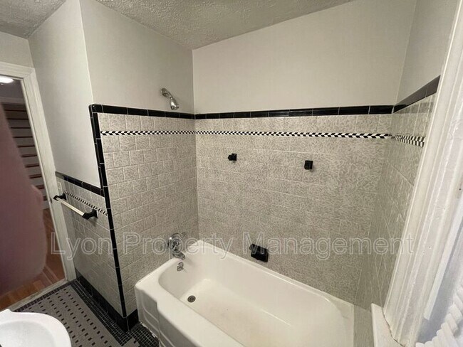 Photo - 151 Highland Ave Unit 1