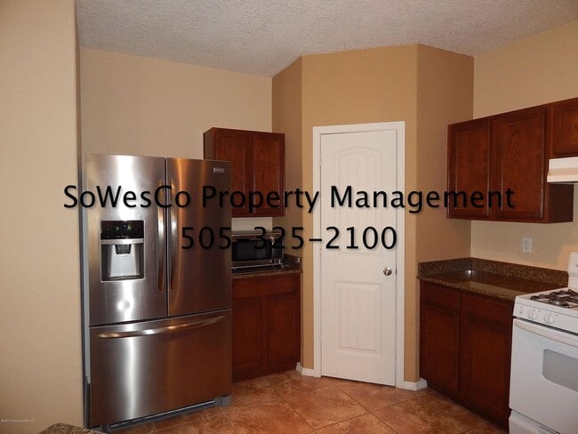 Photo - 3 Bedroom Plus and Office & 3 Car Garage