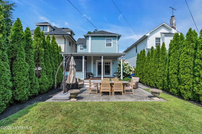 Photo - 1206 Heck St