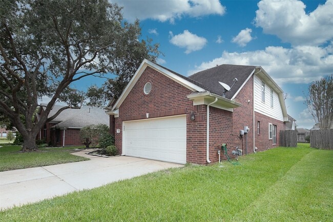 Photo - 2407 Hanston Ct
