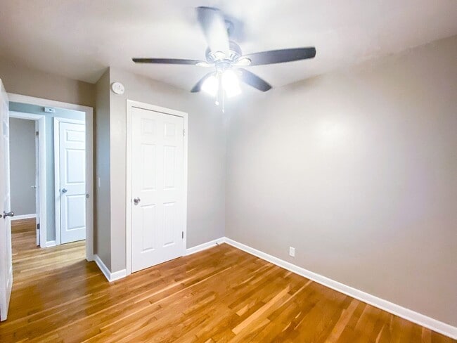 Photo - 1007 W Badger Rd