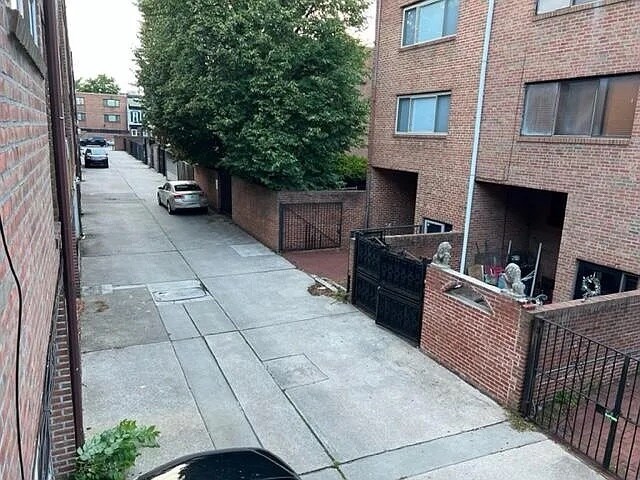 Photo - 701 South St