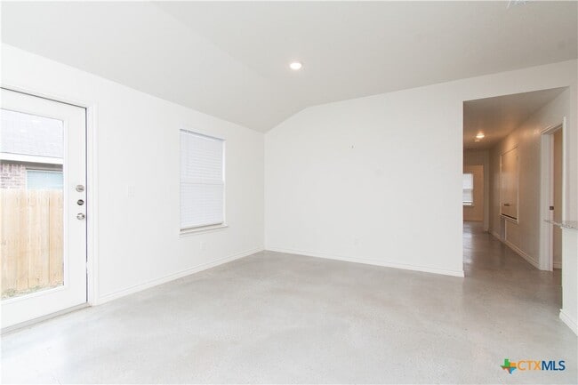 Photo - 121 Wind Ridge Dr Casa Adosada
