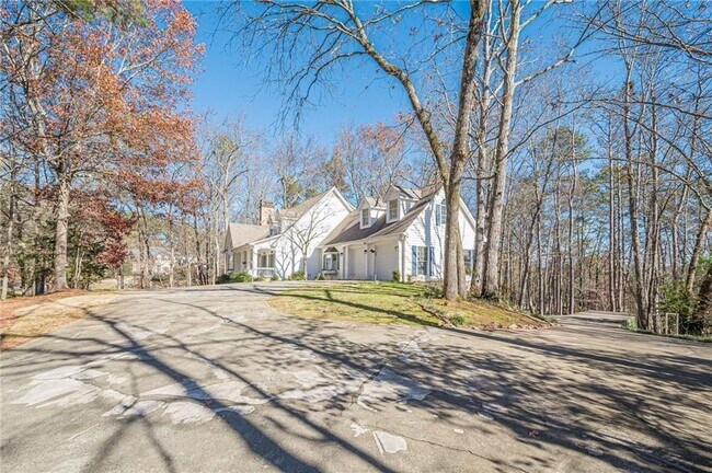 Photo - 34 Johnston Row NW