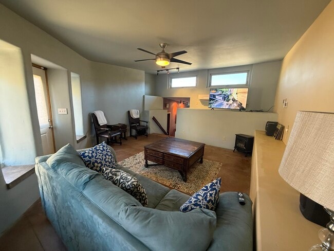 Photo - 60913 Manzanita Rd