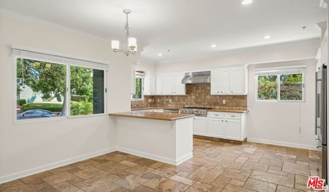 Photo - 10616 Kinnard Ave Unit 101