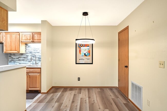 Photo - Remodeled 1 bed, 1 bath Gunbarrel Condo! Available NOW! Unit 5