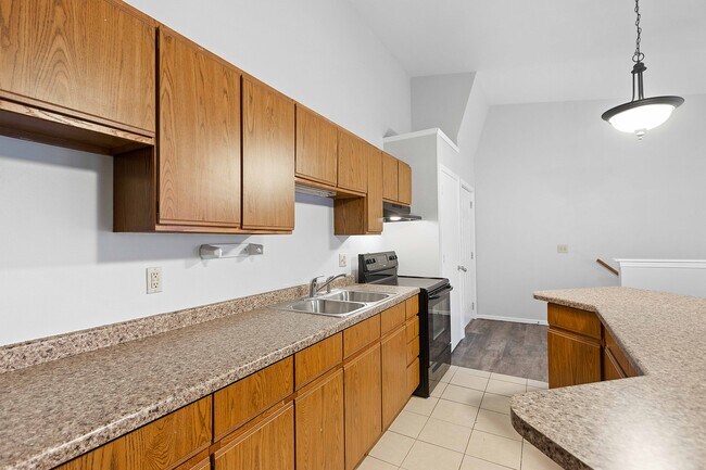 3rd Level - 825-835 Wisconsin St