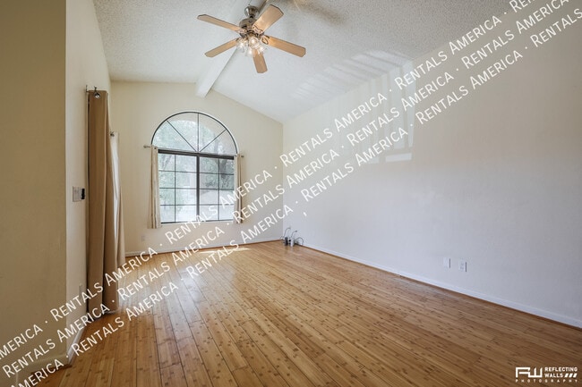 Photo - 925 N College Ave Unit C210