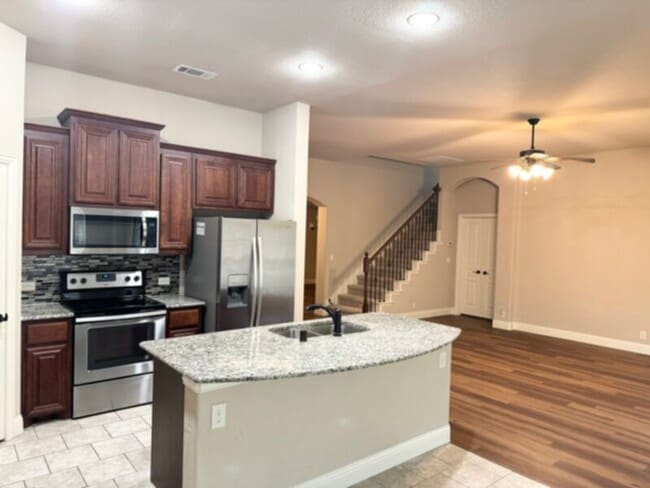 Photo - LUXURY STARTS HERE**** 5 BEDROOM IN HAGAN HILL SUBDIVISION****