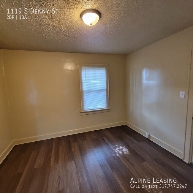 Photo - 1119 S Denny St