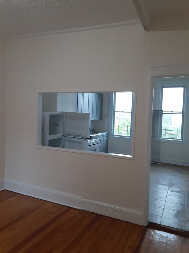 61-05 55th St Unit 2L