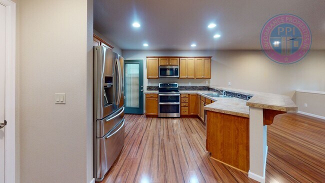 Photo - Beaverton - Stylish, Light & Bright, Close To Nike & Intel