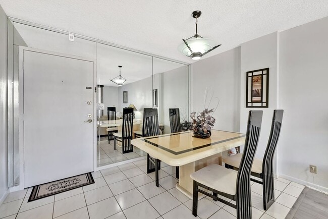 Photo - 3113 S Ocean Dr Unit 803