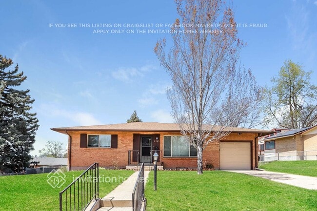 Building Photo - 2727 S Stuart St