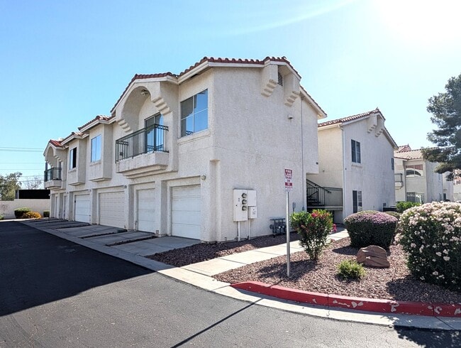 Building Photo - INVITING CONDO WITH OPEN FLOOR PLAN IN NORTHEAST LAS VEGAS